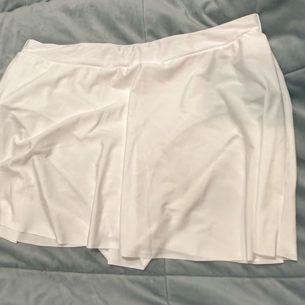Skort Bathing Suit Bottom Women’s White New Size 2XL